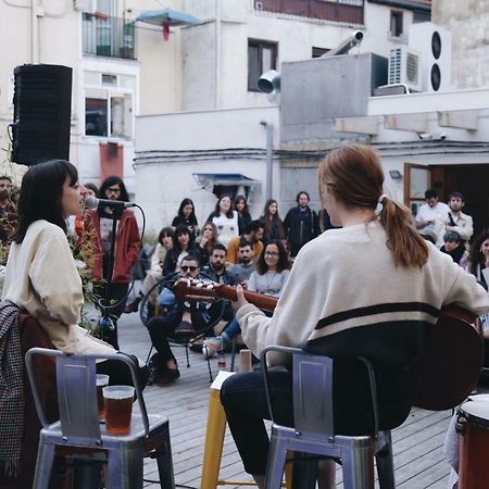 Egunon Bilbao Hostel Kültér fotó
