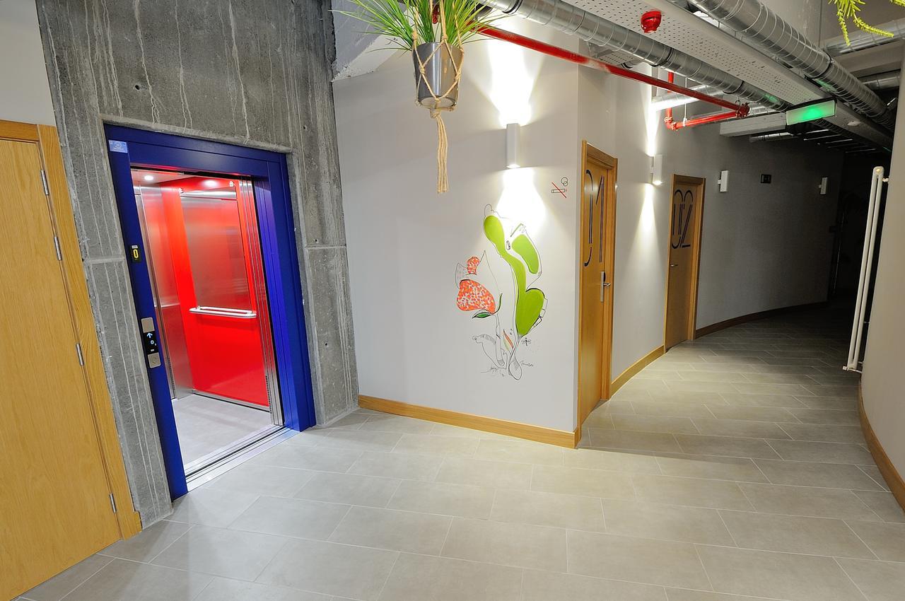 Egunon Bilbao Hostel Kültér fotó