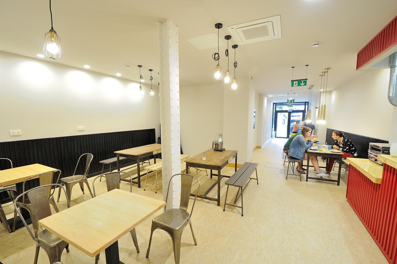 Egunon Bilbao Hostel Kültér fotó