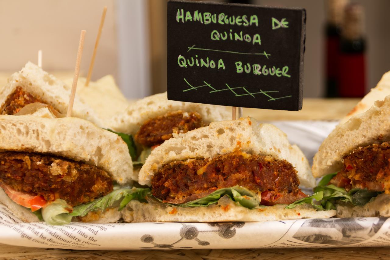 Egunon Bilbao Hostel Kültér fotó